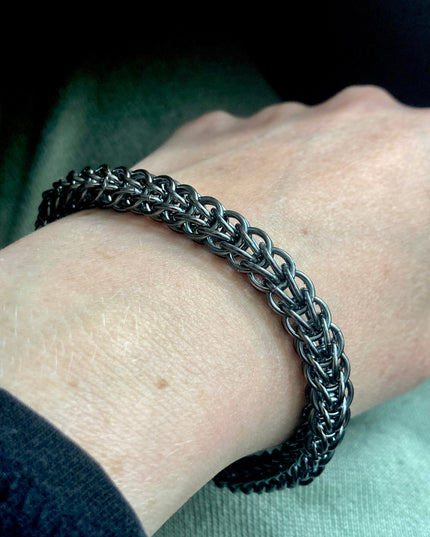 Chunky Foxtail Chainmaille Bracelet in Oxidized Silver