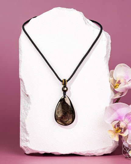 The ﻿Hypersthene Millionaire Manifestation Pendant