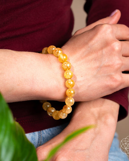 The Master Reset – Golden Healer Quartz Bracelet
