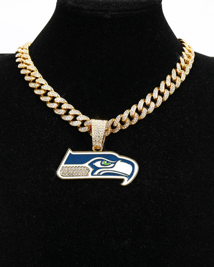 Sports Customized LOGO Pendant Necklace with Iced Out Cuban Chains for Football Fans Birthday Gifts