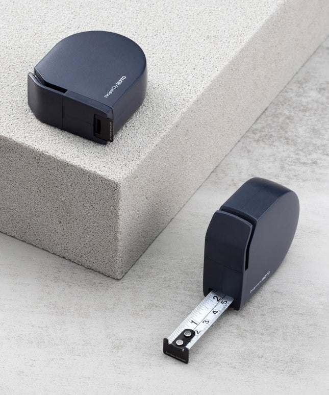 Self-Lock Measure Tape