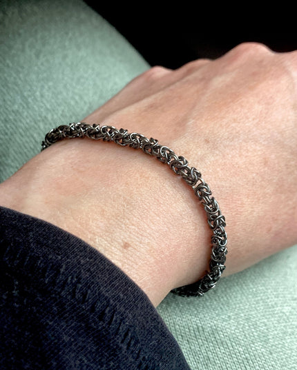 Delicate Byzantine Chainmaille Bracelet in Oxidized Silver