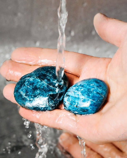 Apatite Heart of Positivity