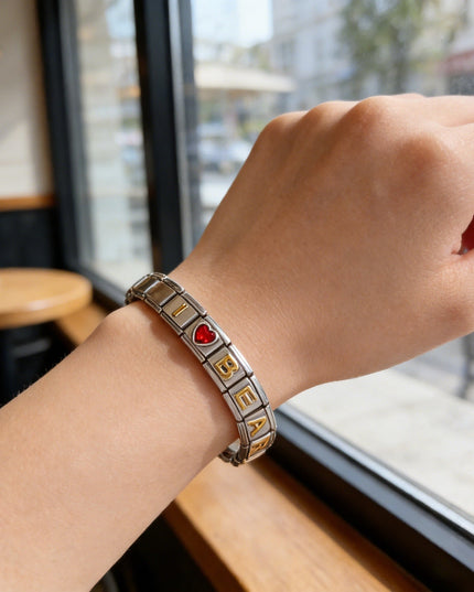Chicago Bears Italian Charm Bracelet – Perfect Valentine’s Day, Holiday & Any Occasion Gift for Fans