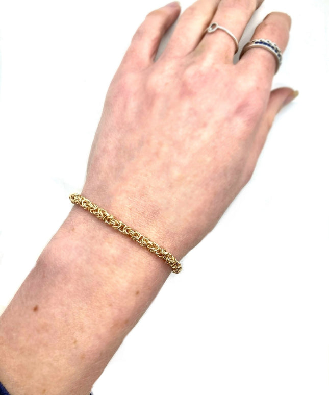 Delicate Byzantine Chainmaille Bracelet in 14K Gold Fill