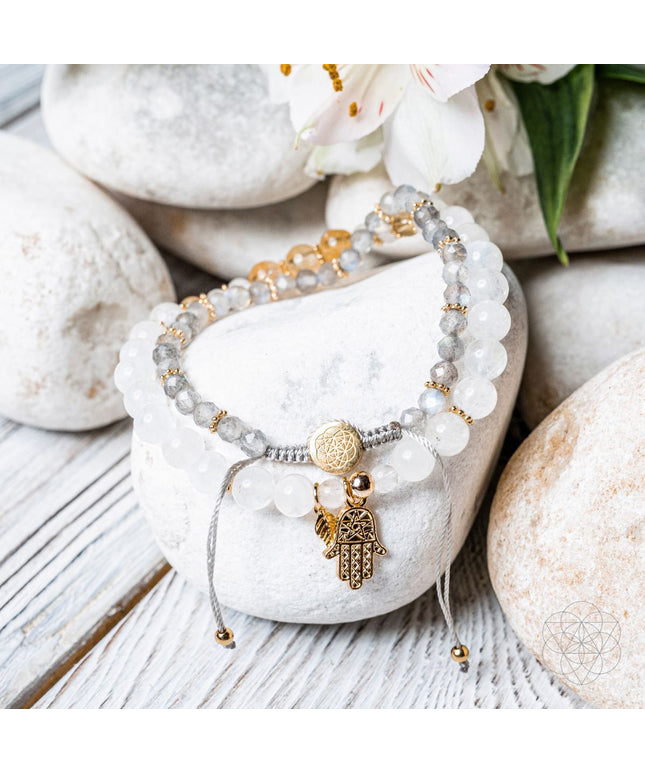 Golden Hand of Fortune - Bracelets of Wealth