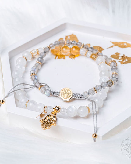 Golden Hand of Fortune - Bracelets of Wealth